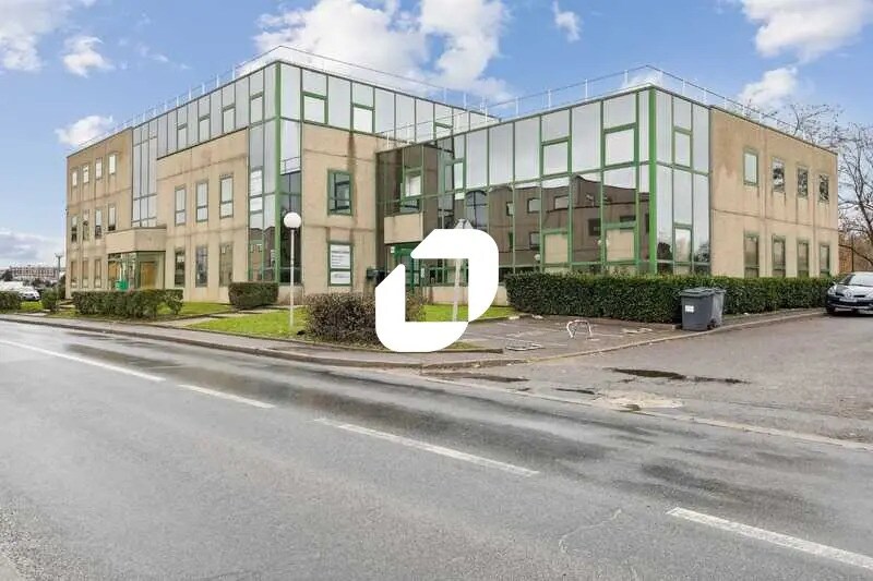 Bureau dans Viry-Châtillon à vendre - Photo de l’immeuble – Image 1 sur 42