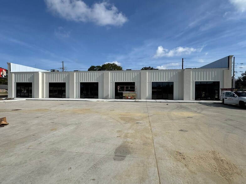 8150 Perkins rd, Baton Rouge, LA à louer - Photo principale – Image 2 sur 10