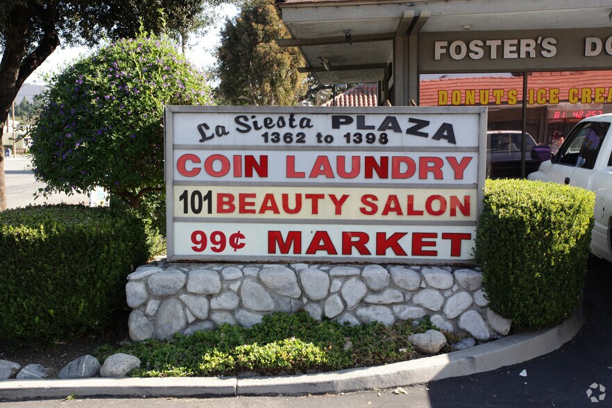 1362-1378 E Thousand Oaks Blvd, Thousand Oaks, CA à louer - Photo de l’immeuble – Image 2 sur 6