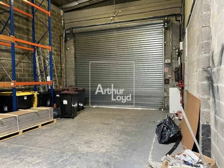 Bureau dans Morangis à louer - Photo de l’immeuble – Image 2 sur 5