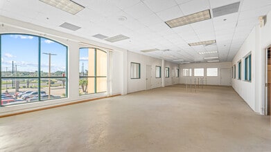 1655 Ruben Torres Blvd, Brownsville, TX à vendre Photo intérieure– Image 1 sur 6