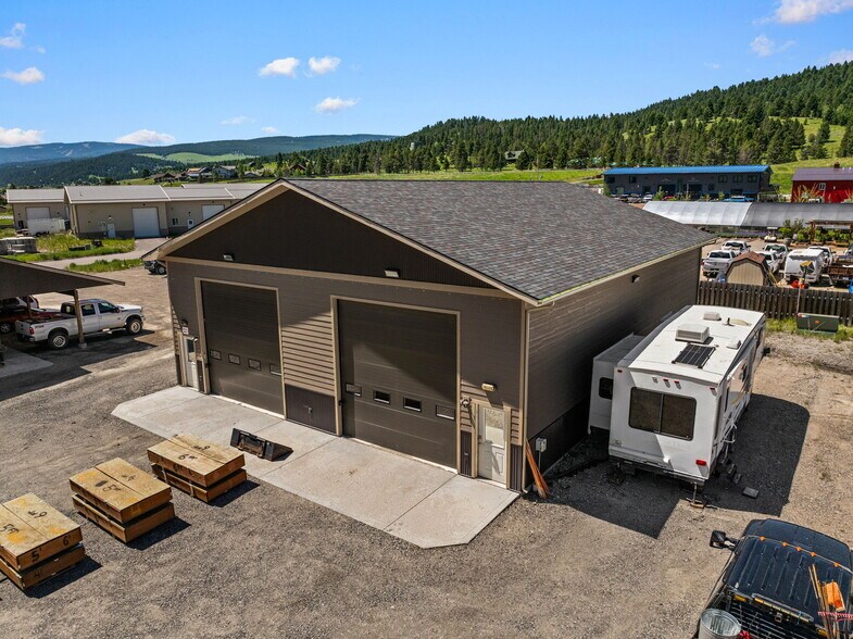 301 Cold Iron, Big Sky, MT à louer - Photo de l’immeuble – Image 3 sur 14