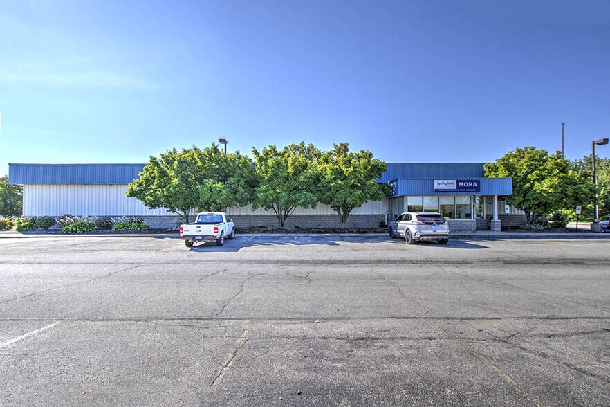 2120 N 27th St, Decatur, IL à vendre - Photo de l’immeuble – Image 2 sur 19