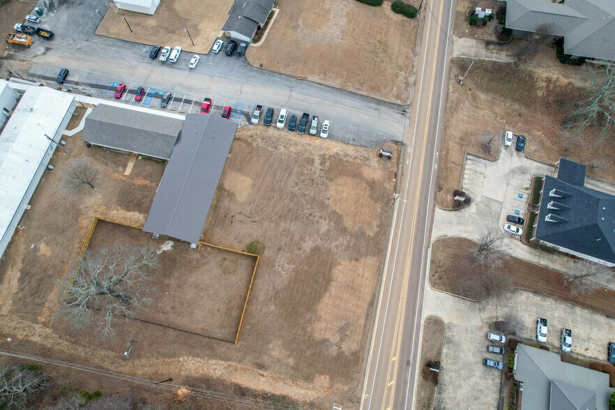 2887 S Lamar Blvd, Oxford, MS à vendre - Photo de l’immeuble – Image 2 sur 4