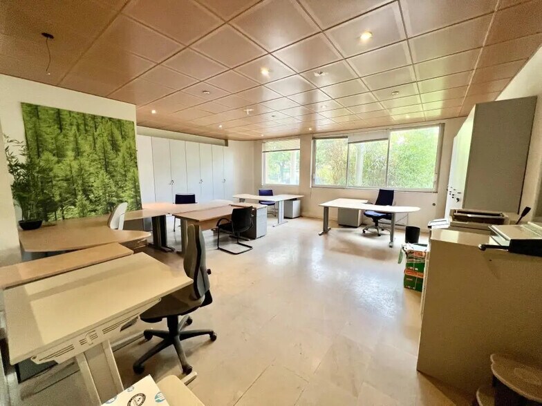 Bureau dans Saint-Maur-des-Fossés à louer - Photo de l’immeuble – Image 3 sur 7