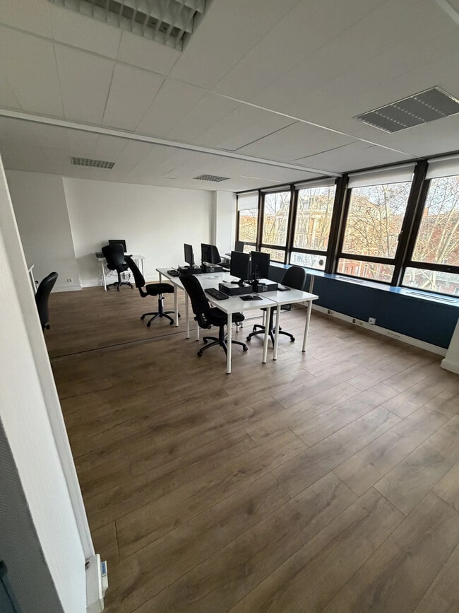 Plus de détails pour 81 Boulevard Lazare Carnot, Toulouse - Bureau à louer