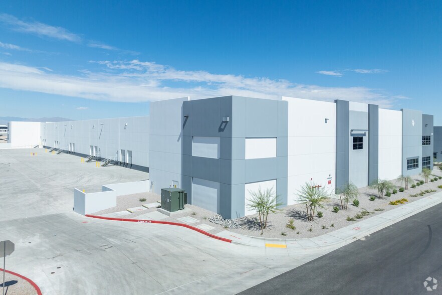 8321 W Badura Ave, Las Vegas, NV à vendre - Photo de l’immeuble – Image 2 sur 6