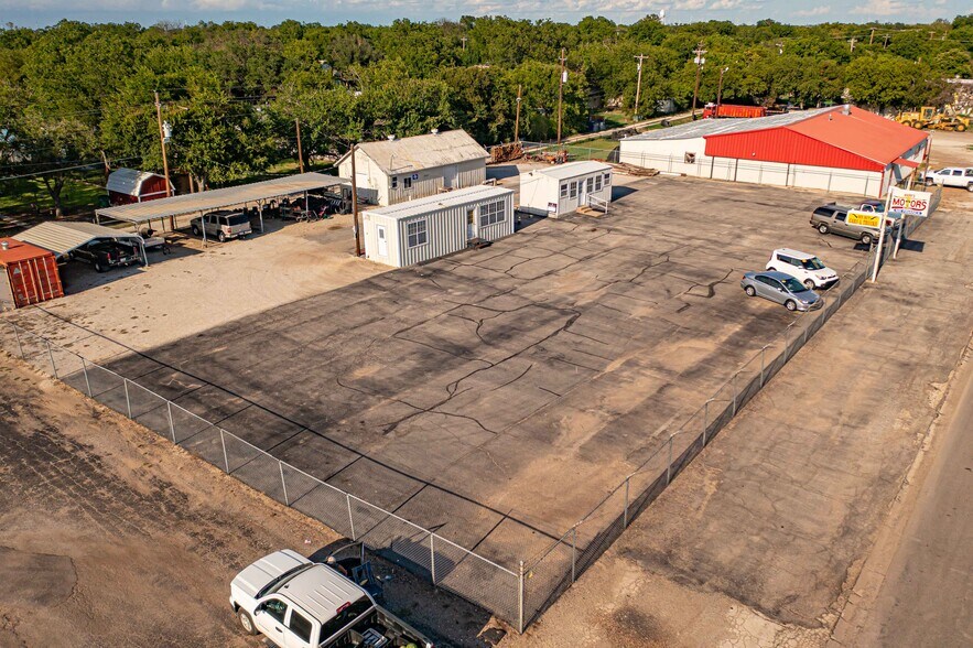 1112 W Main St, Olney, TX à vendre - Photo de l’immeuble – Image 3 sur 11