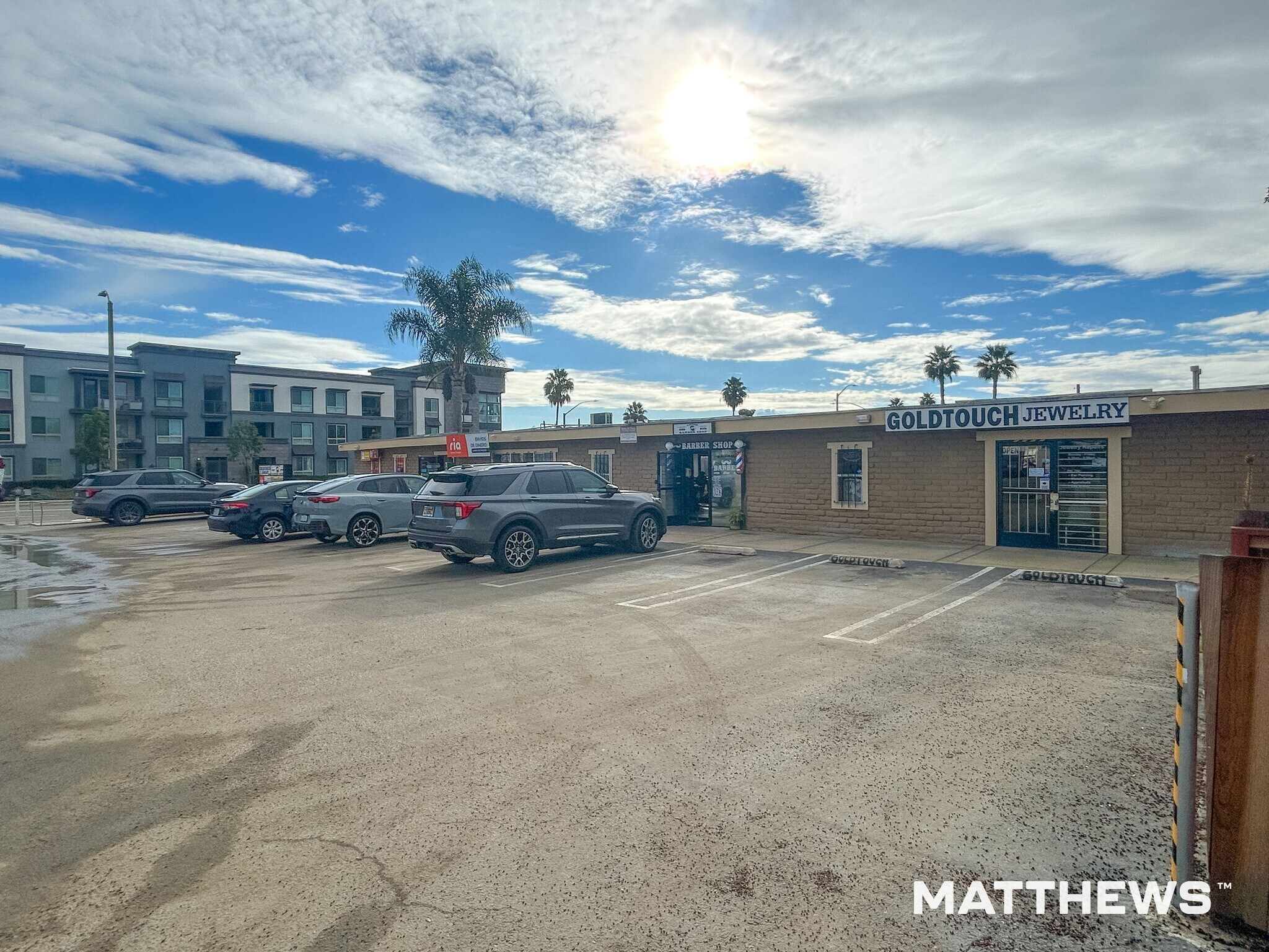 1318 N Santa Fe Ave, Vista, CA à vendre Photo principale– Image 1 sur 4