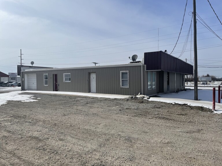 3905 S Limit Ave, Sedalia, MO à vendre - Photo de l’immeuble – Image 3 sur 12