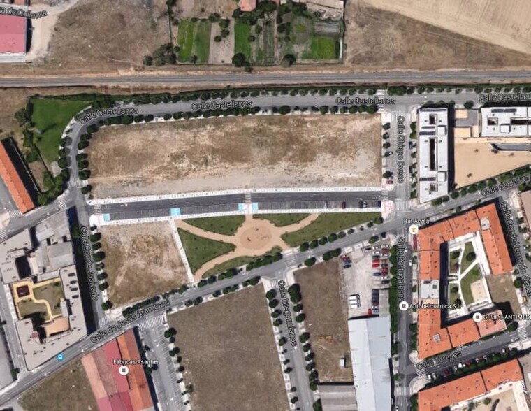 Terrain dans Salamanca à vendre - Aérien – Image 2 sur 2