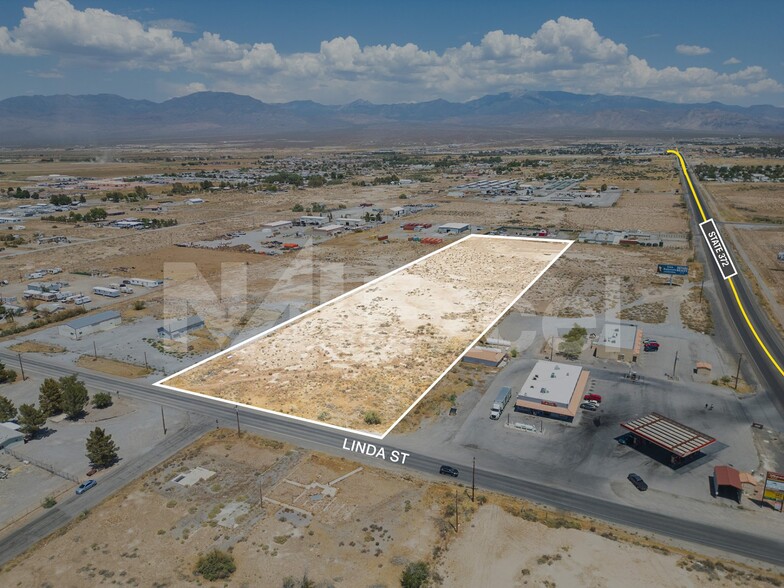 901 S Linda St, Pahrump, NV à vendre - Aérien – Image 2 sur 7