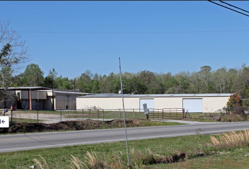 1800 Greeleyville Hwy, Manning, SC à louer Photo principale– Image 1 sur 5