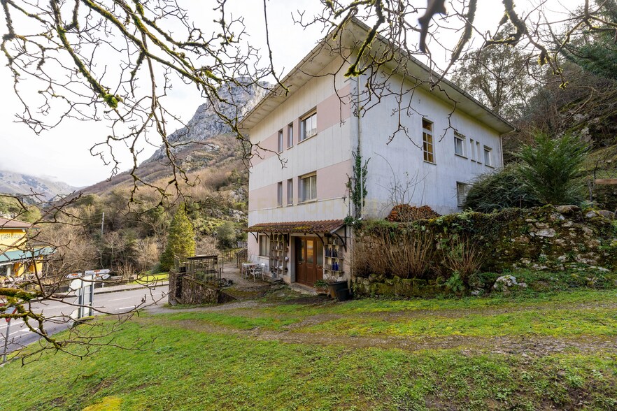 Km 45 Carretera Panes-Cangas de Onis, Peñamellera Alta, Asturias à vendre - Photo de l’immeuble – Image 3 sur 4