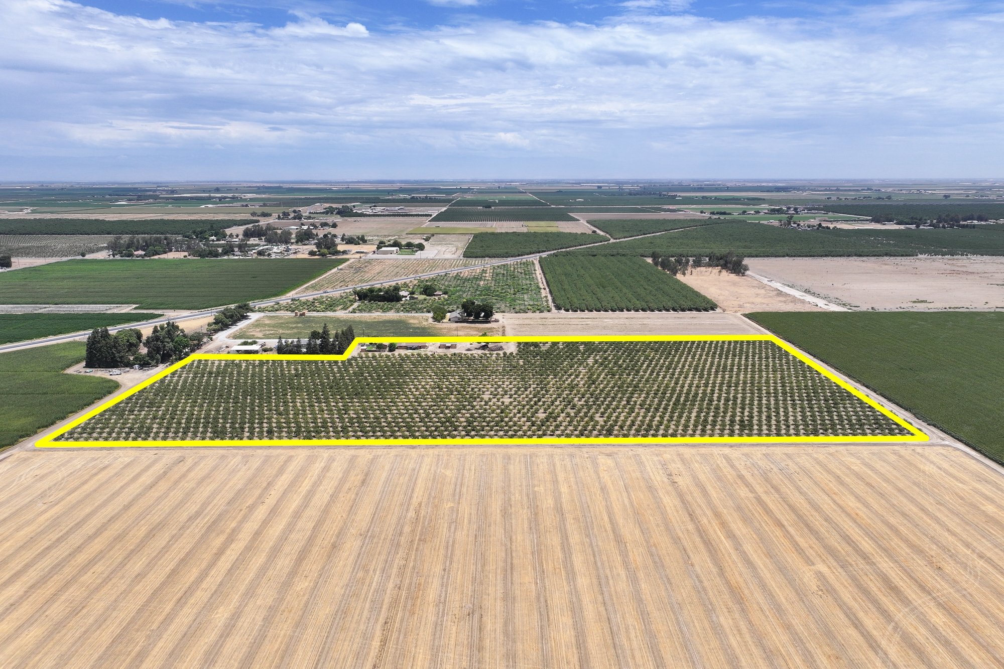 8216 Central Valley Hwy, Hanford, CA à vendre Photo principale– Image 1 sur 13