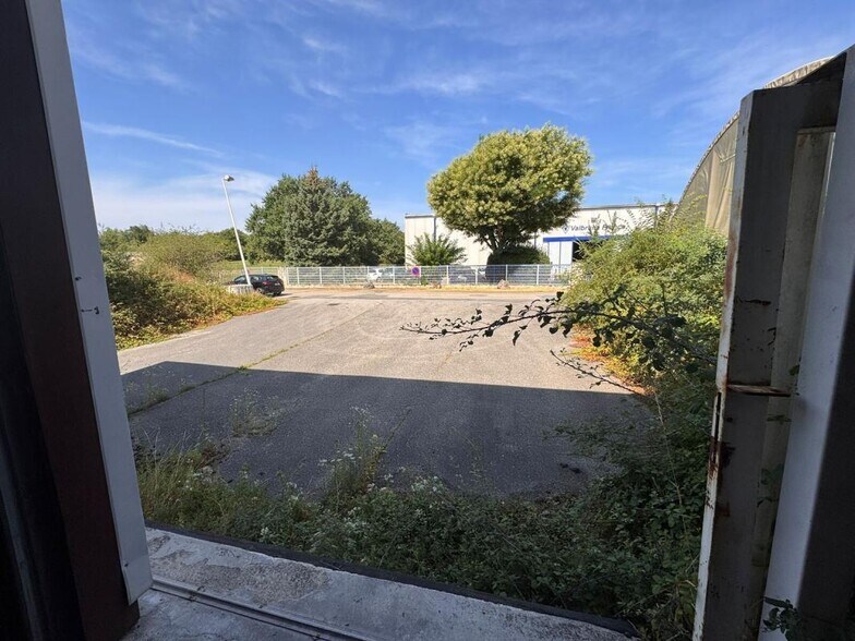 28 Rue Du Claret, Charvieu-Chavagneux à vendre - Photo de l’immeuble – Image 3 sur 6