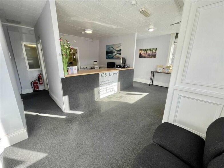 10-12 Grange Rd W, Jarrow à vendre - Photo de l’immeuble – Image 3 sur 34