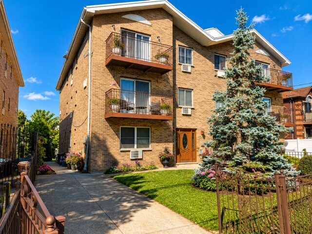 1162 Edison Ave, Bronx, NY à vendre - Photo de l’immeuble – Image 2 sur 8