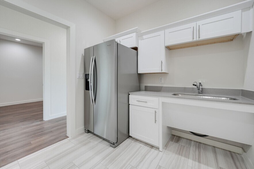 5860 Collin McKinney Pky, McKinney, TX à louer - Photo intérieure – Image 3 sur 15