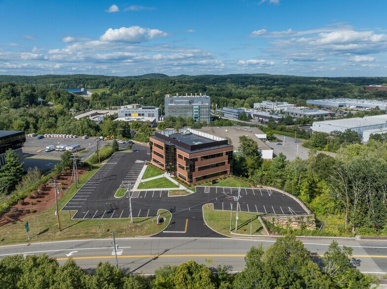 11 Pleasant Street Connector, Framingham, MA à louer - Photo de l’immeuble – Image 3 sur 15