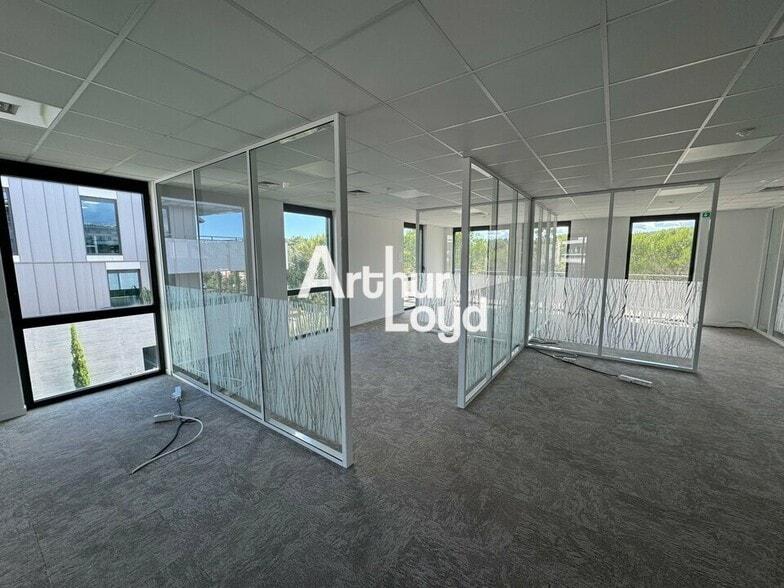 980 Avenue Roumanille, Biot à louer - Photo intérieure – Image 1 sur 9