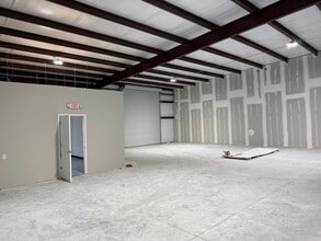 5741 S Pine Ave, Ocala, FL à vendre Photo intérieure– Image 2 sur 11