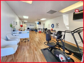 14435 Sherman Way, Van Nuys, CA à louer Photo intérieure– Image 2 sur 5