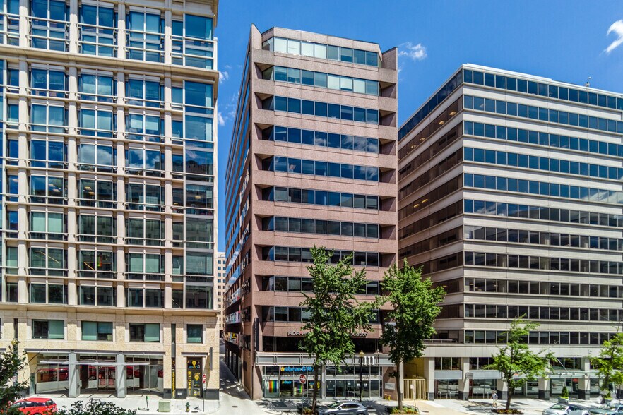 1111 14th St NW, Washington, DC à louer - Photo de l’immeuble – Image 2 sur 4