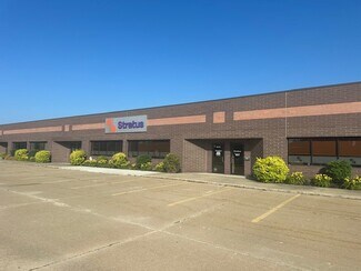 Plus de détails pour 8818-8836 Tyler Blvd, Mentor, OH - Local d’activités à vendre