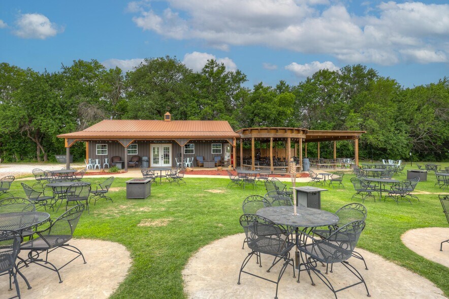 25695 Mulberry Rd, Webb City, MO à vendre - Photo de l’immeuble – Image 1 sur 115