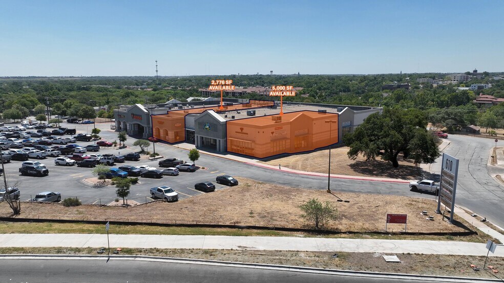 610 N Austin Ave, Georgetown, TX à louer - Photo de l’immeuble – Image 2 sur 3