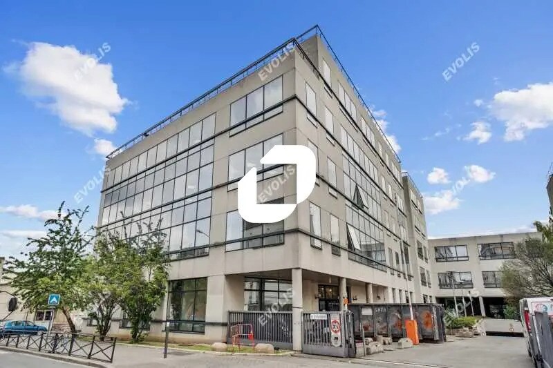 Bureau dans Saint-Ouen-sur-Seine à louer - Photo de l’immeuble – Image 2 sur 8