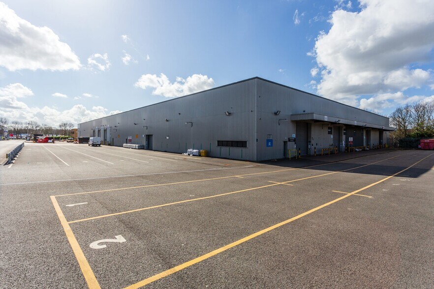 Southgate Way, Peterborough à louer - Photo de l’immeuble – Image 3 sur 34