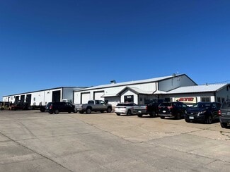 Plus de détails pour 941 66th Ave SW, Cedar Rapids, IA - Industriel/Logistique à vendre