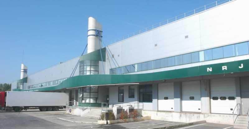 Industriel/Logistique dans Aulnay-sous-Bois à louer - Photo de l’immeuble – Image 1 sur 1
