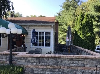 Plus de détails pour 2548 Boston Post Rd, Guilford, CT - Local commercial à vendre