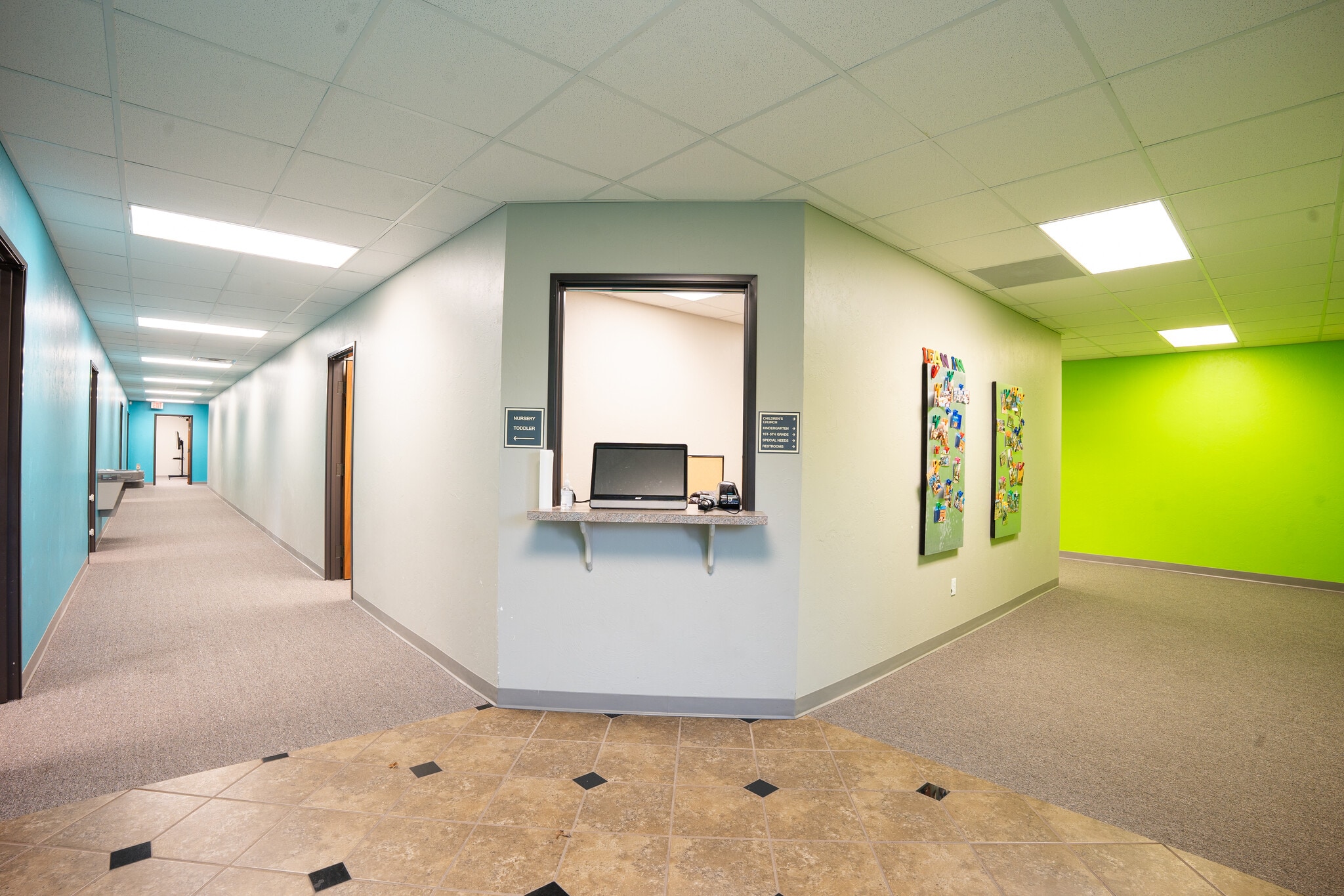 11744 W Reno Ave, Yukon, OK à louer Photo de l’immeuble– Image 1 sur 20