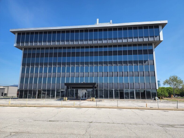 511 Fort St, Port Huron, MI à vendre - Photo de l’immeuble – Image 3 sur 14