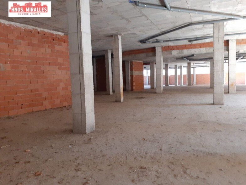 Local commercial dans Los Montesinos, Alicante à louer - Photo de l’immeuble – Image 1 sur 16