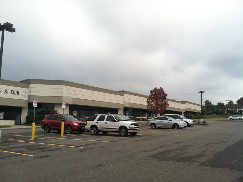 3176 Abbott Rd, Orchard Park, NY à louer - Photo de l’immeuble – Image 3 sur 11