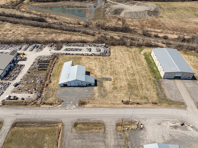 19 Terry Fox Dr, Vankleek Hill, ON à vendre - Photo de l’immeuble – Image 2 sur 45