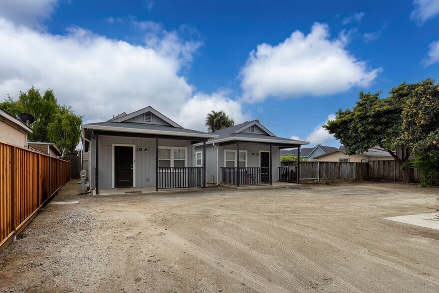 23 Ford St, Watsonville, CA à vendre - Photo de l’immeuble – Image 2 sur 10