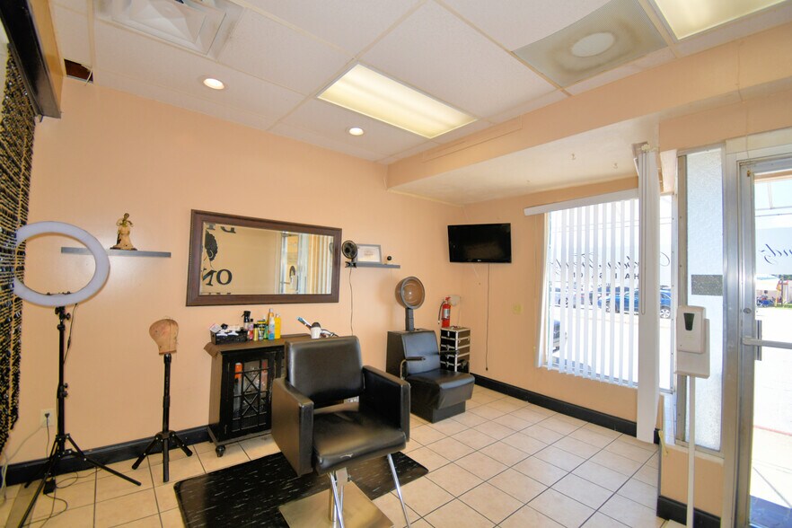 128 E Orange Ave, Lake Wales, FL à vendre - Photo de l’immeuble – Image 3 sur 41