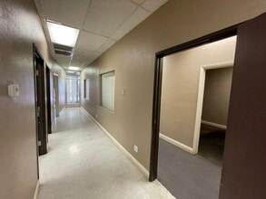2101-2409 E Lake Mead Blvd, North Las Vegas, NV à louer Photo intérieure– Image 1 sur 10