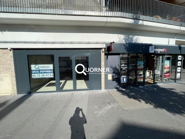 Plus de détails pour Local commercial à louer