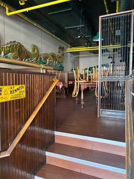 310 Court Ave, Des Moines, IA à vendre - Photo intérieure – Image 2 sur 41