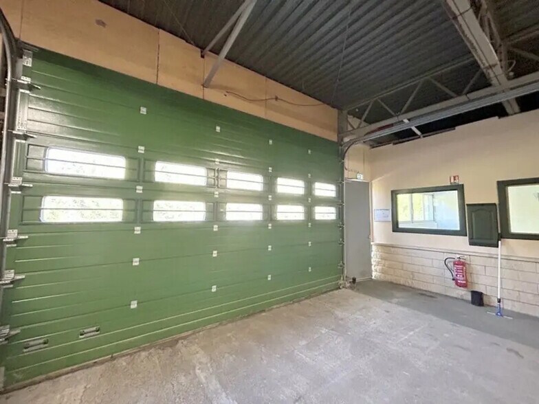 Local d’activités dans Seichamps à louer - Photo intérieure – Image 3 sur 10