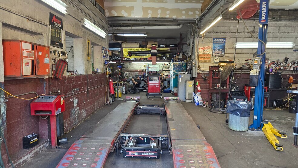 422 Monroe St, Passaic, NJ à vendre - Photo de l’immeuble – Image 3 sur 13