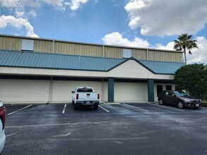 2560 Old Combee Rd, Lakeland, FL à louer Photo de l’immeuble– Image 1 sur 7