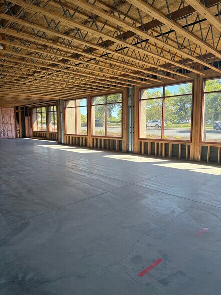 3250 Skyway Dr, Santa Maria, CA à louer - Photo de l’immeuble – Image 2 sur 5